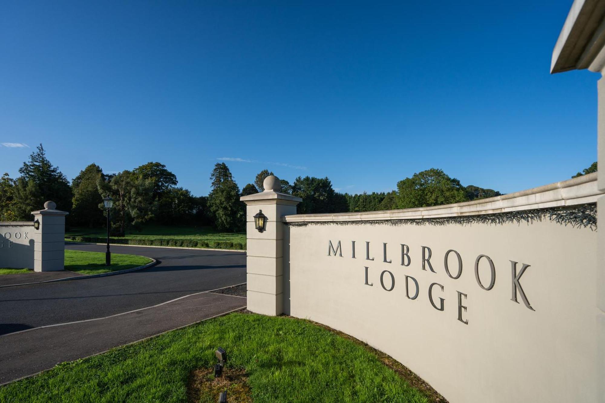 Ballynahinch Millbrook Lodge מראה חיצוני תמונה
